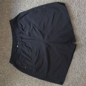 REI Mens athletic pursuits shorts 7" inseam